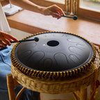 SonodrumZungentrommelExclusiveC-Dur38cmSchwarzTongueDrumSpielend